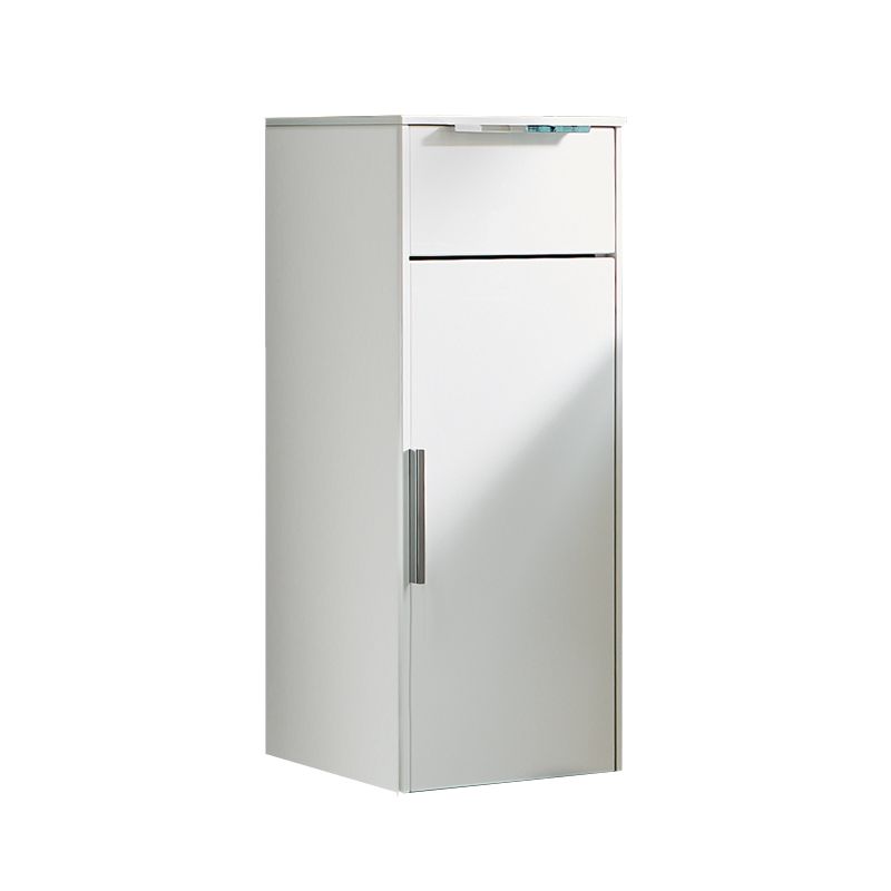 Puris D.Light Highboard